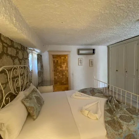 Hotel Alacati Roka Tas Butik