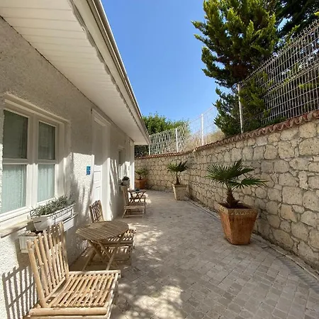 Hotel Alacati Roka Tas Butik *