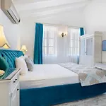 Alacati Roka Tas Butik فندق