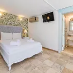 فندق Alacati Roka Tas Butik *