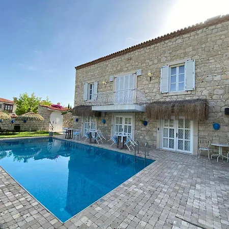 Alacati Roka Tas Butik Hotel