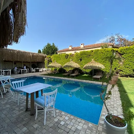 Alaçati Roka Taş Butık Otel