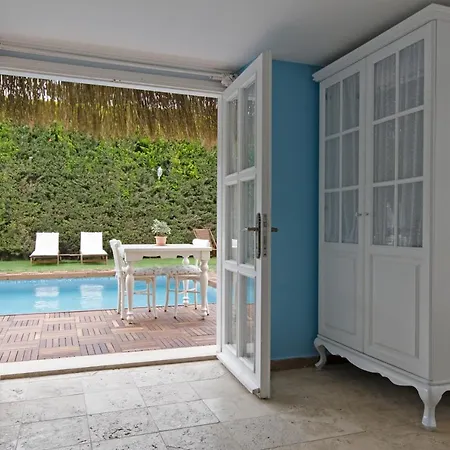 Hotel Alacati Roka Tas Butik *