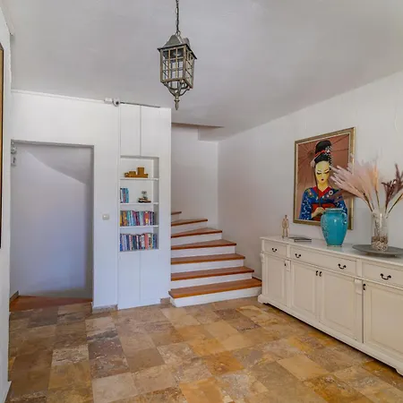 Alacati Roka Tas Butik فندق